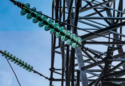 Performance analysis of high‑voltage glass disc insulators in clean and polluted environmentsFigure 1 Performance analysis of high‑voltage glass disc insulators in clean and polluted environmentsFigure 1