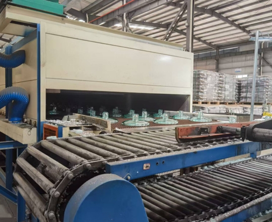 Transparent Glass Insulators.jpeg Transparent Glass Insulators.jpeg