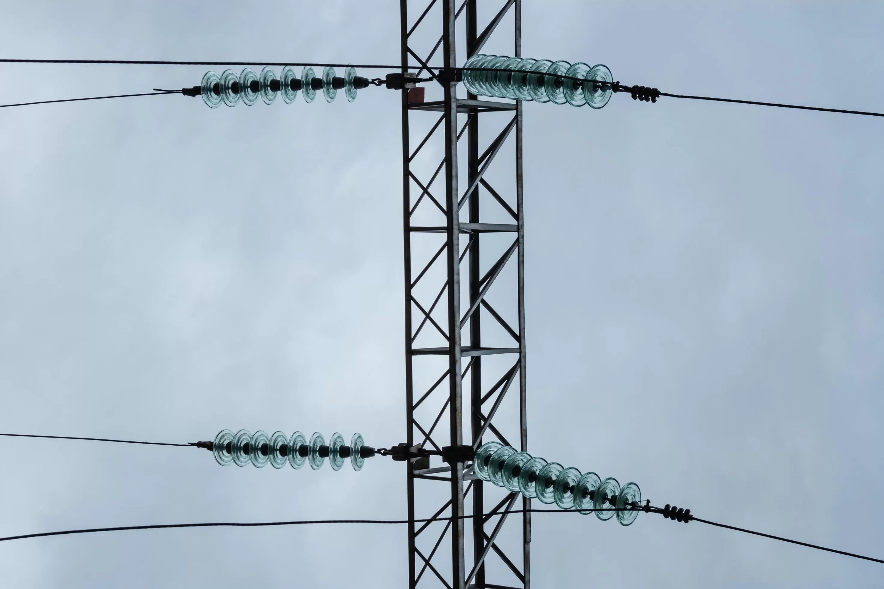 Glass Electrical Insulators: The Unsung Heroes of Modern Power Grids-01(图1) GLass Electrical Insulators.jpg
