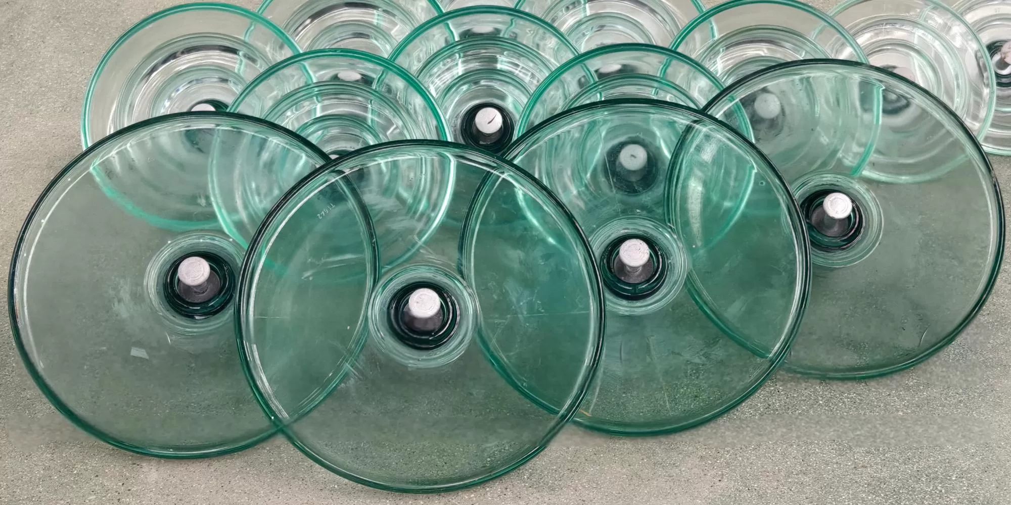 U100bla 70kN 220kv Open Air Aerodynamic Disc Glass Insulator for High Voltag(图4) 489ecda9-6169-4a62-b452-949c5d7e5127.jpg
