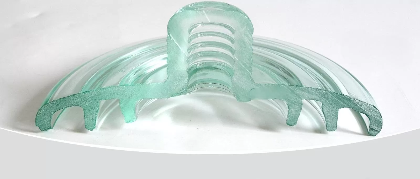 Good Quality High Voltage 100kN Disc Suspension Toughened Glass Insulator U100BS(图3) glass-insulator-u120b-9.jpg