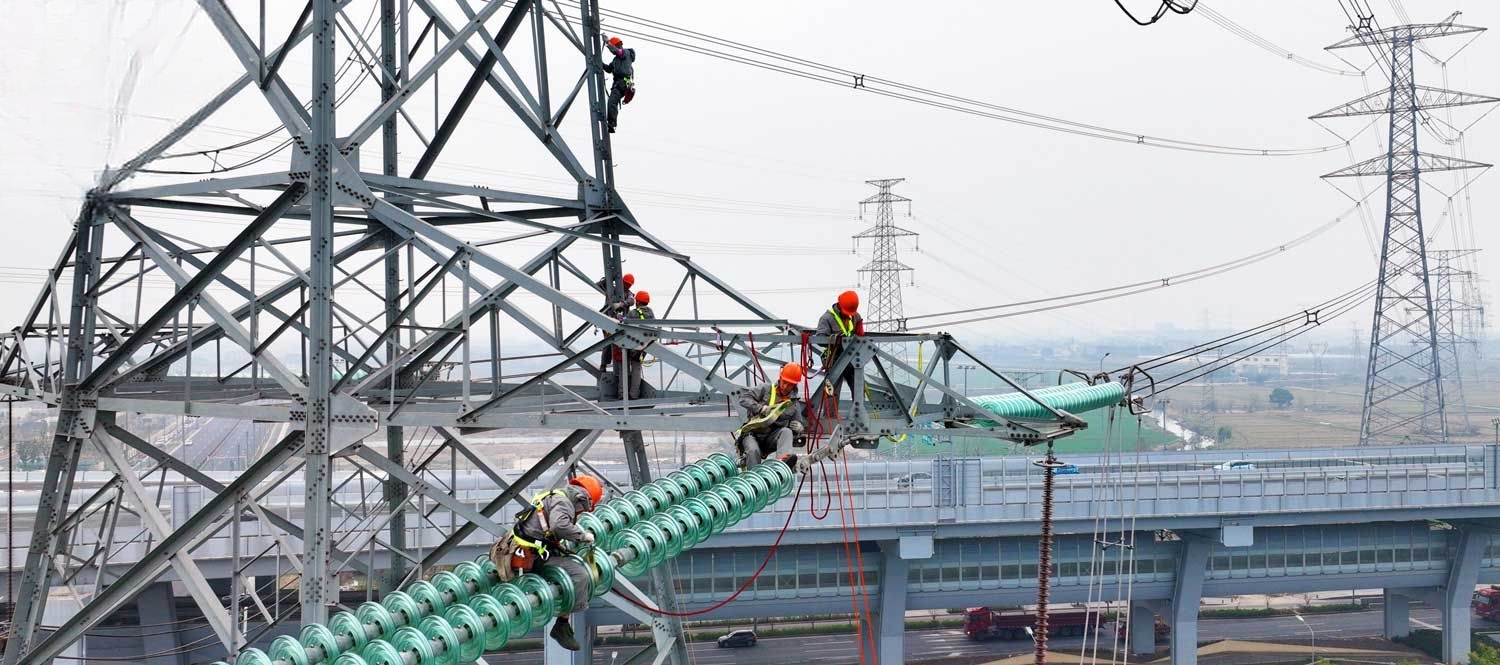 Glass Insulators: Solutions for Ultra HVDC, Large Span Transmission & Smart 