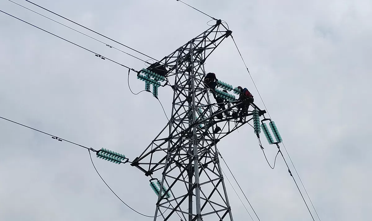Electrical Insulators: Types, Industrial Applications, Maintenance & Ultimate Buying Guide(图2)
